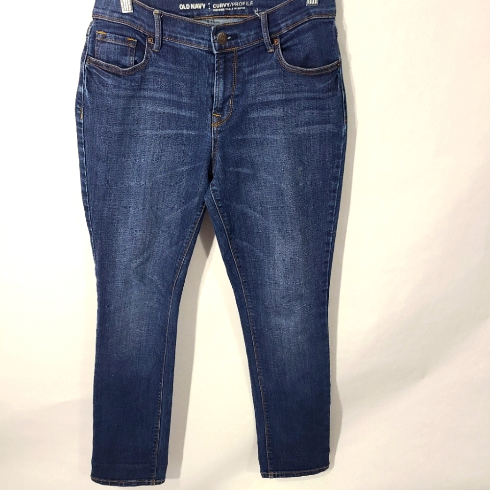 Old Navy Women's Size 4 Short Jeans Curvy/Profile Mid Rise Dark Wash Blue Denim